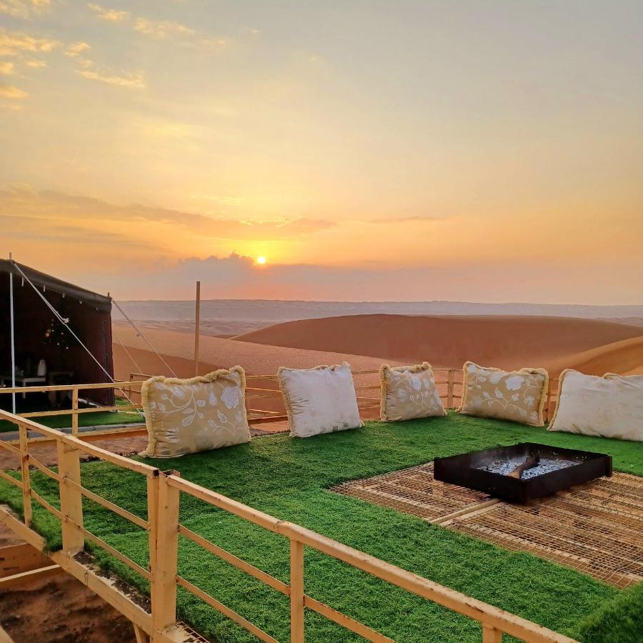Sunrise Desert Local Private Camp Badīyah Kültér fotó